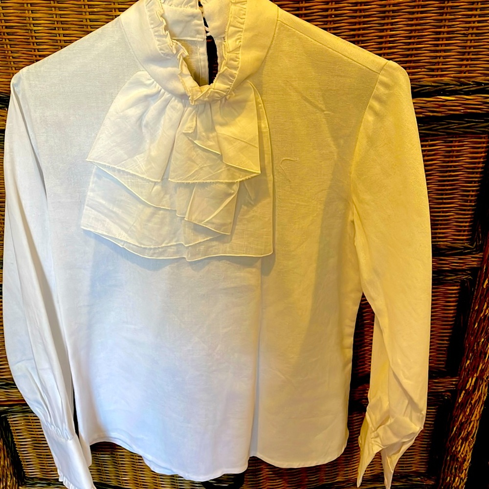 NWOT Privately Tailored Linen Blouse